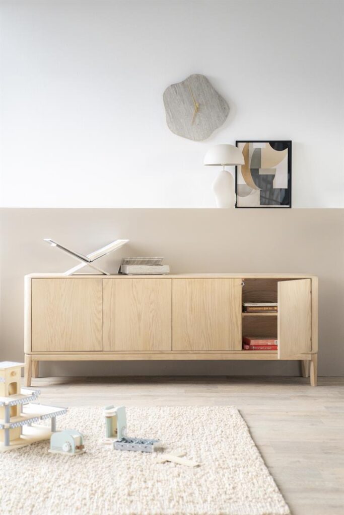 Harvey puinen tv taso 210, tammea