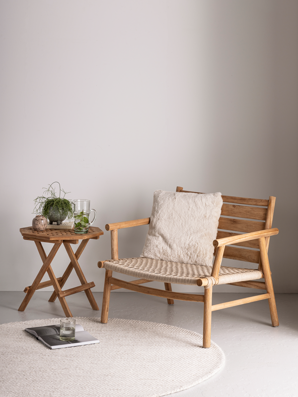 Ono puinen nojatuoli sisä- ja ulkokäyttöön